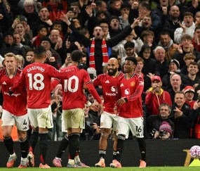 3-2!4-2!英超彻底乱了:升班马杀进前二,曼联三连胜反超利物浦