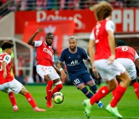 法甲欧战保级两极战！朗斯主场碾压洛里昂，保级队能逃降级危机吗？