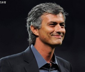 仍坚守防守策略，让穆里尼奥遭遇指责：0-3输球的他“真老了”