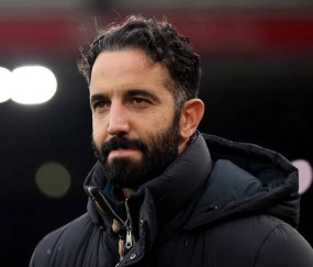 曼联冲击三连胜遇阻,两员大将因伤休战,马奎尔续约悬而未决